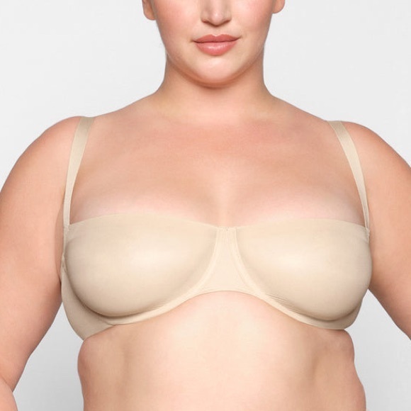 ✨SKIMS NO SHOW MOLDED UNLINED BALCONETTE BRA SAND 34D 36D - Picture 1 of 7